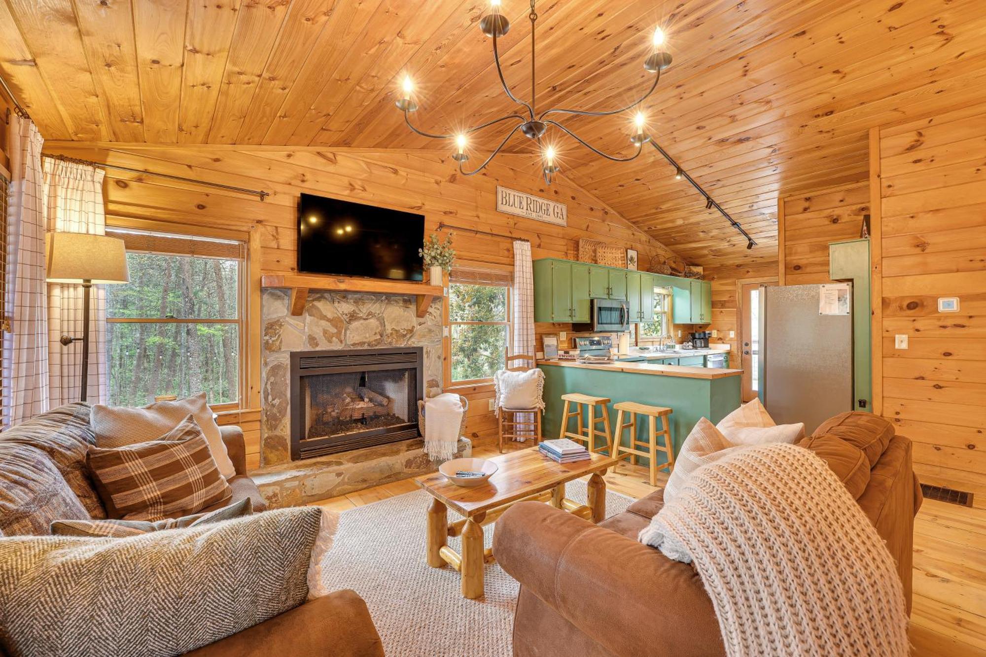 Cozy Cabin In Private Location With Hot Tub And Grill! Blue Ridge Eksteriør billede