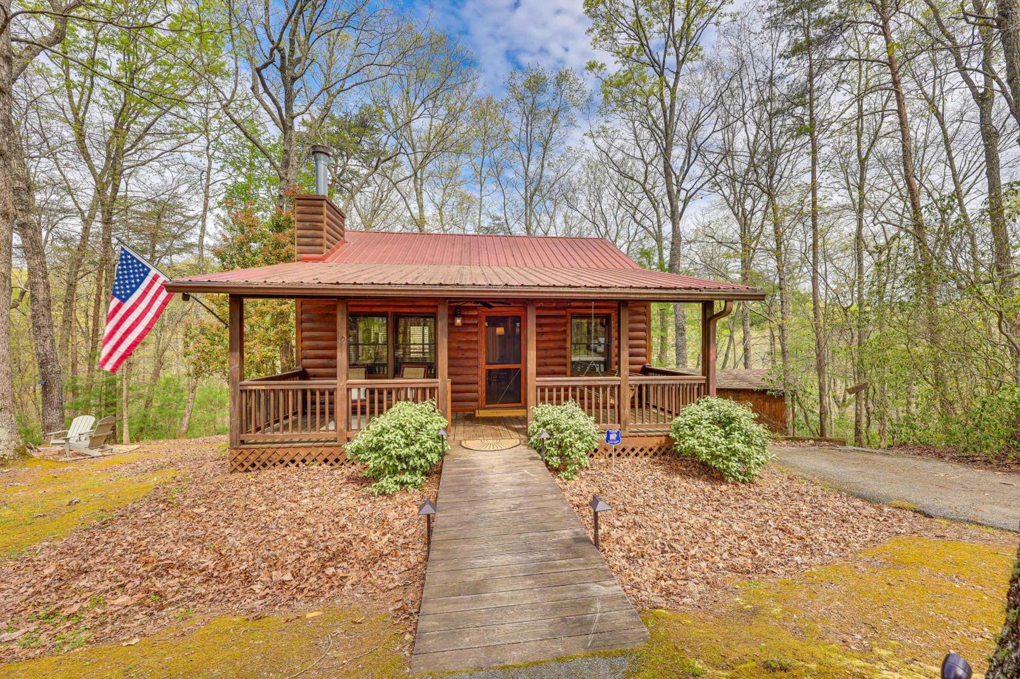 Cozy Cabin In Private Location With Hot Tub And Grill! Blue Ridge Eksteriør billede